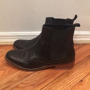 Dune London wing tipped Chelsea Boots